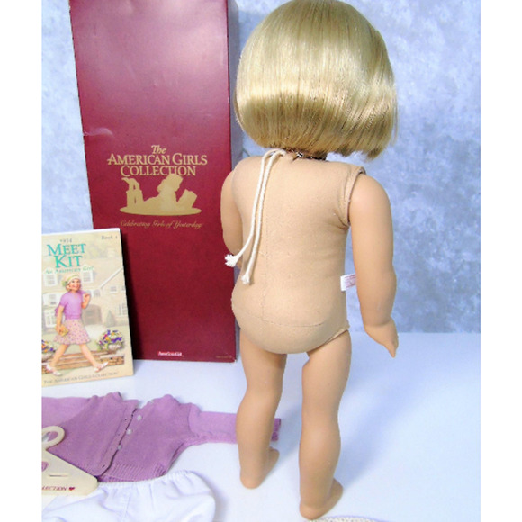 VTG American Girl 18" KIT DOLL + Meet Outfit Accessories Necklace Coin Hat Box - Picture 6 of 14